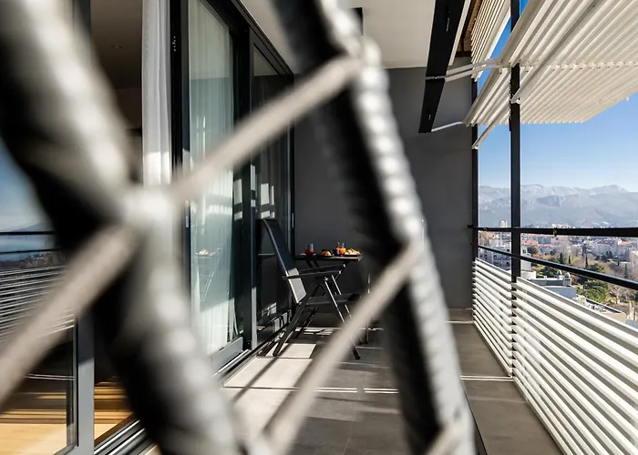 Ballerina-luxury & Modern, Sea View, Private Garage Parking, Eeasy Access To & Old Town Apartment Split