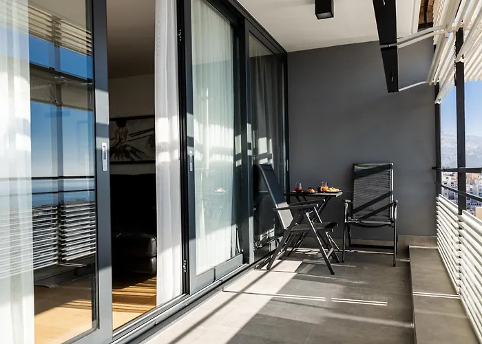 Ballerina-luxury & Modern, Sea View, Private Garage Parking, Eeasy Access To & Old Town *
