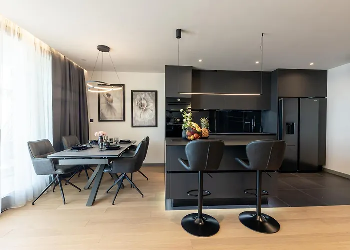 Ballerina-luxury & Modern, Sea View, Private Garage Parking, Eeasy Access To & Old Town * Split