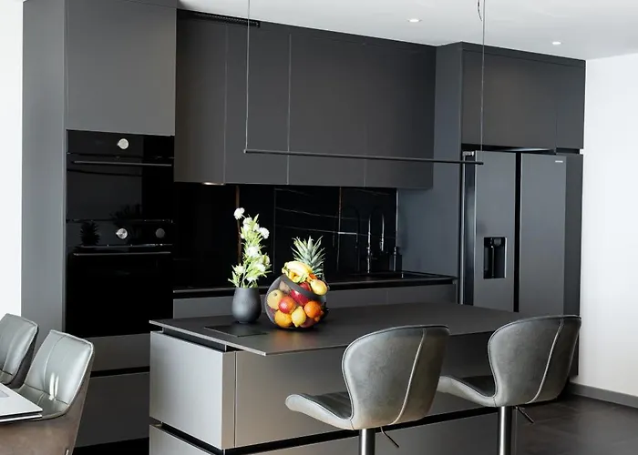 Apartment Ballerina-luxury & Modern, Sea View, Private Garage Parking, Eeasy Access To & Old Town
