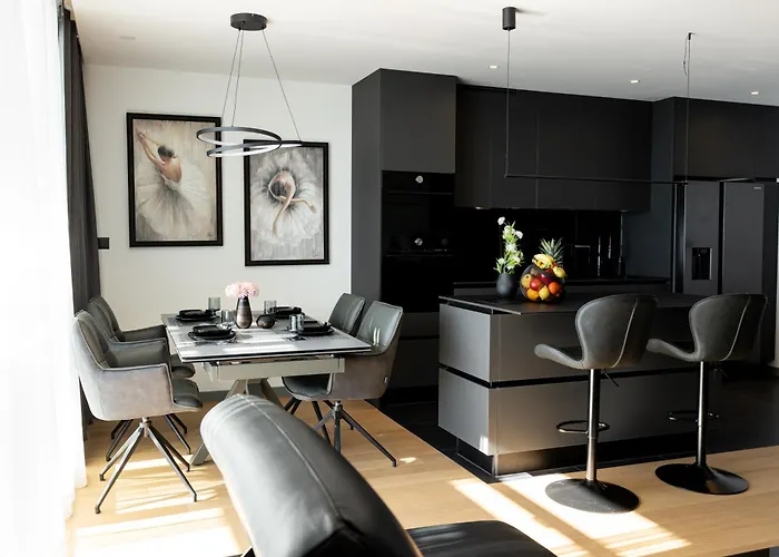 Ballerina-luxury & Modern, Sea View, Private Garage Parking, Eeasy Access To & Old Town *