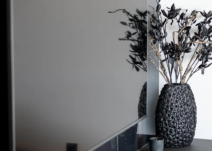 Ballerina-luxury & Modern, Sea View, Private Garage Parking, Eeasy Access To & Old Town Apartment *
